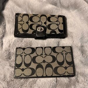 Coach Black and Gray Signature Key & Card Holder Set